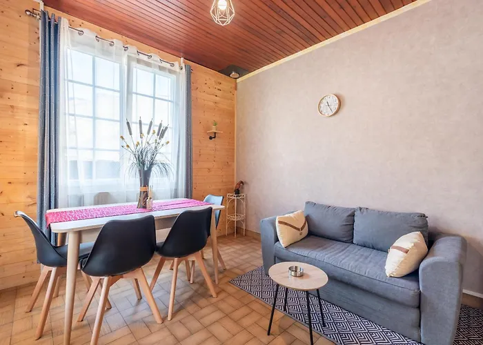 Montee Du Boiloa - Bielle, Laruns בית נופש Bielle