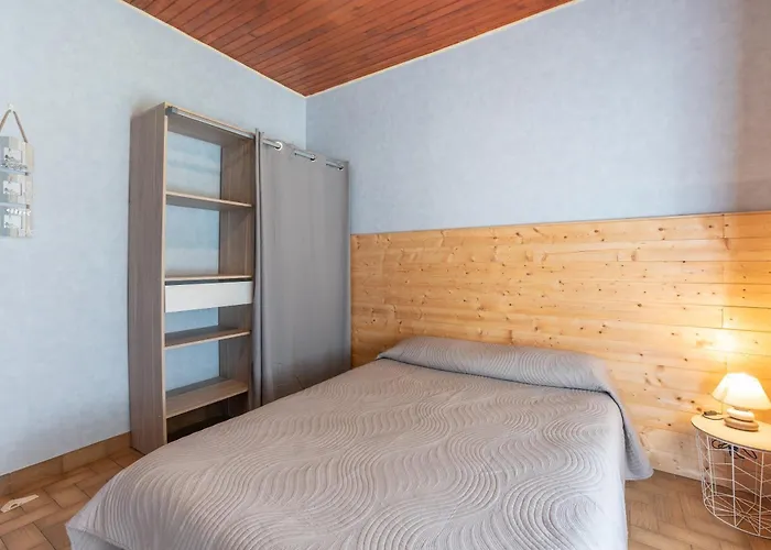 בית נופש Montee Du Boiloa - Bielle, Laruns *